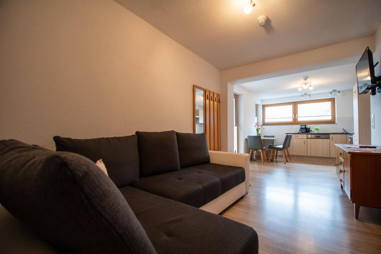 Apartamento Haus Raggl Landeck Exterior foto